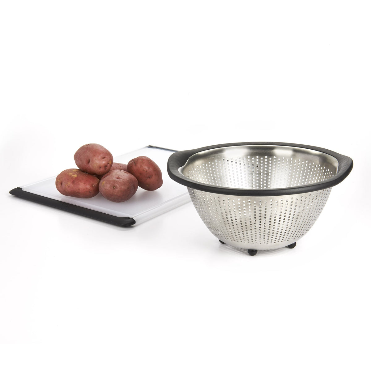 5-quart-stainless-steel-colander-k9 1134700_4_oxogoodgrips_5qtstainlesssteelcolander.jpg