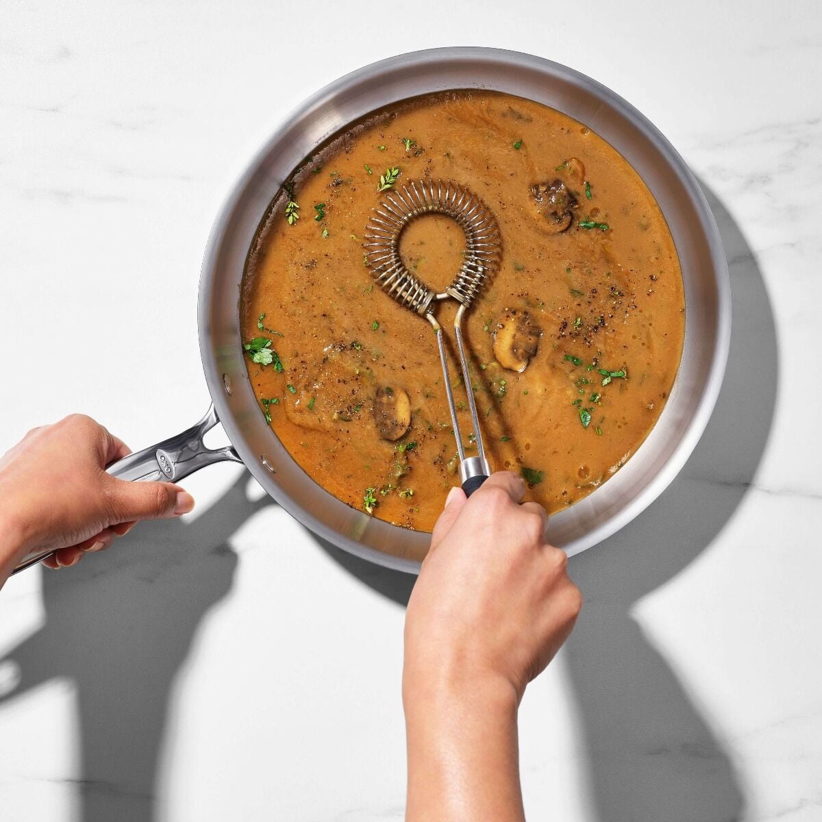 sauce-and-gravy-whisk-q2 gg_11278500_4b_1_.jpg