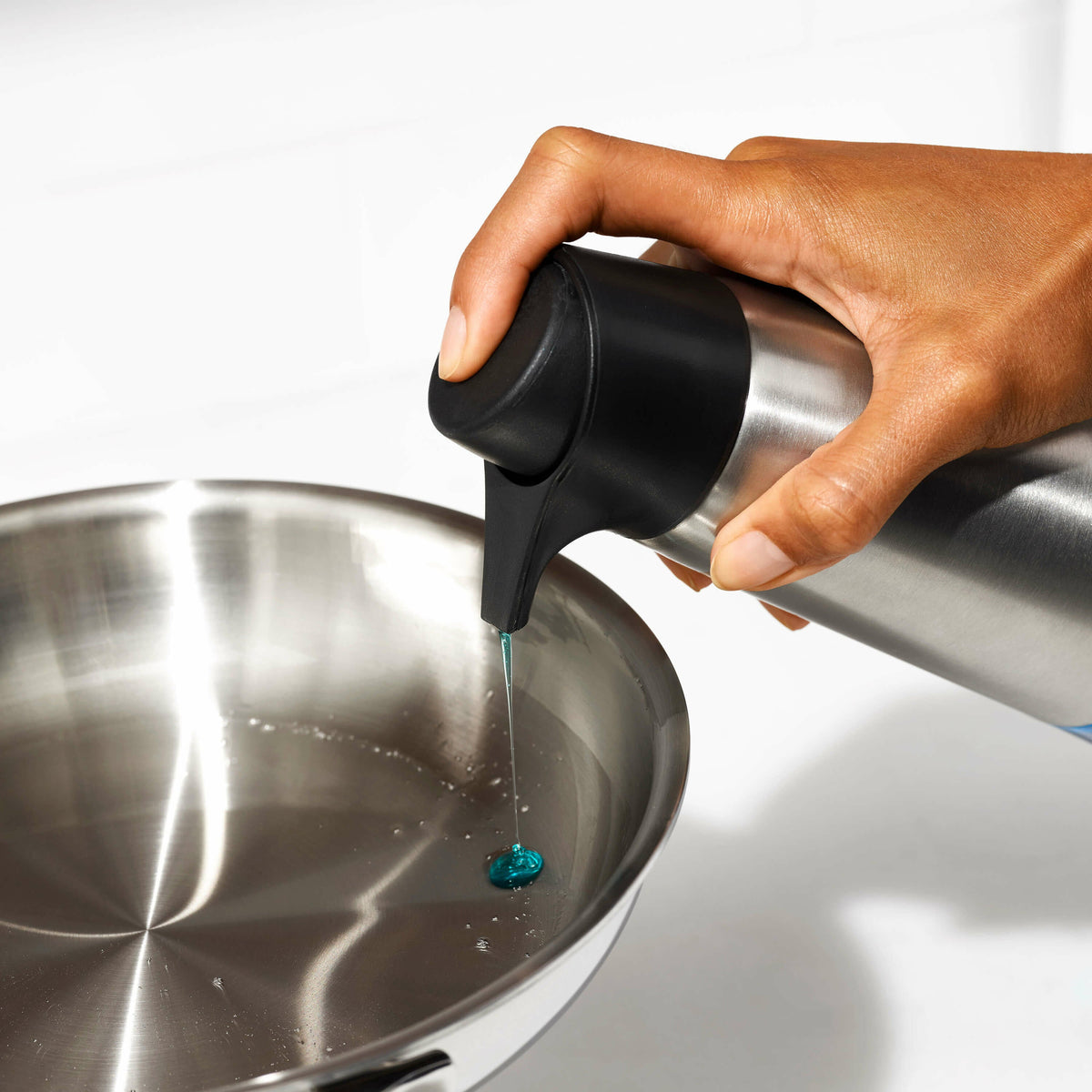 easy-press-soap-dispenser-p6 gg_13144000_4_rgb_1_.jpg
