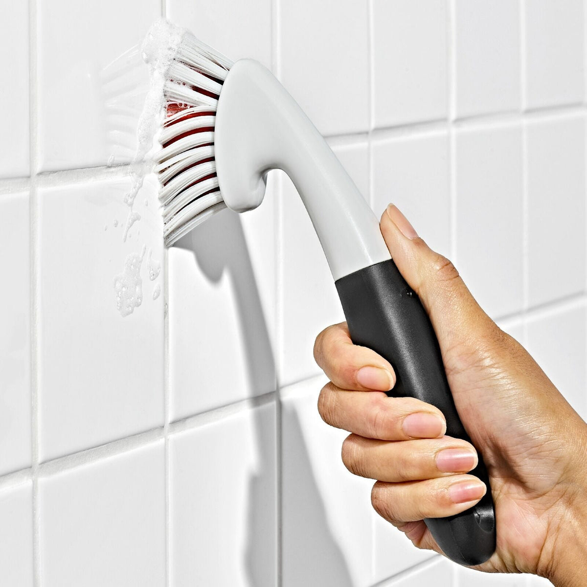 grout-brush-and-heavy-duty-scrub-brush-combo-set-l8 gg_12426100_grout-and-heavy-duty-brush-2-pack_pdp_03.jpeg