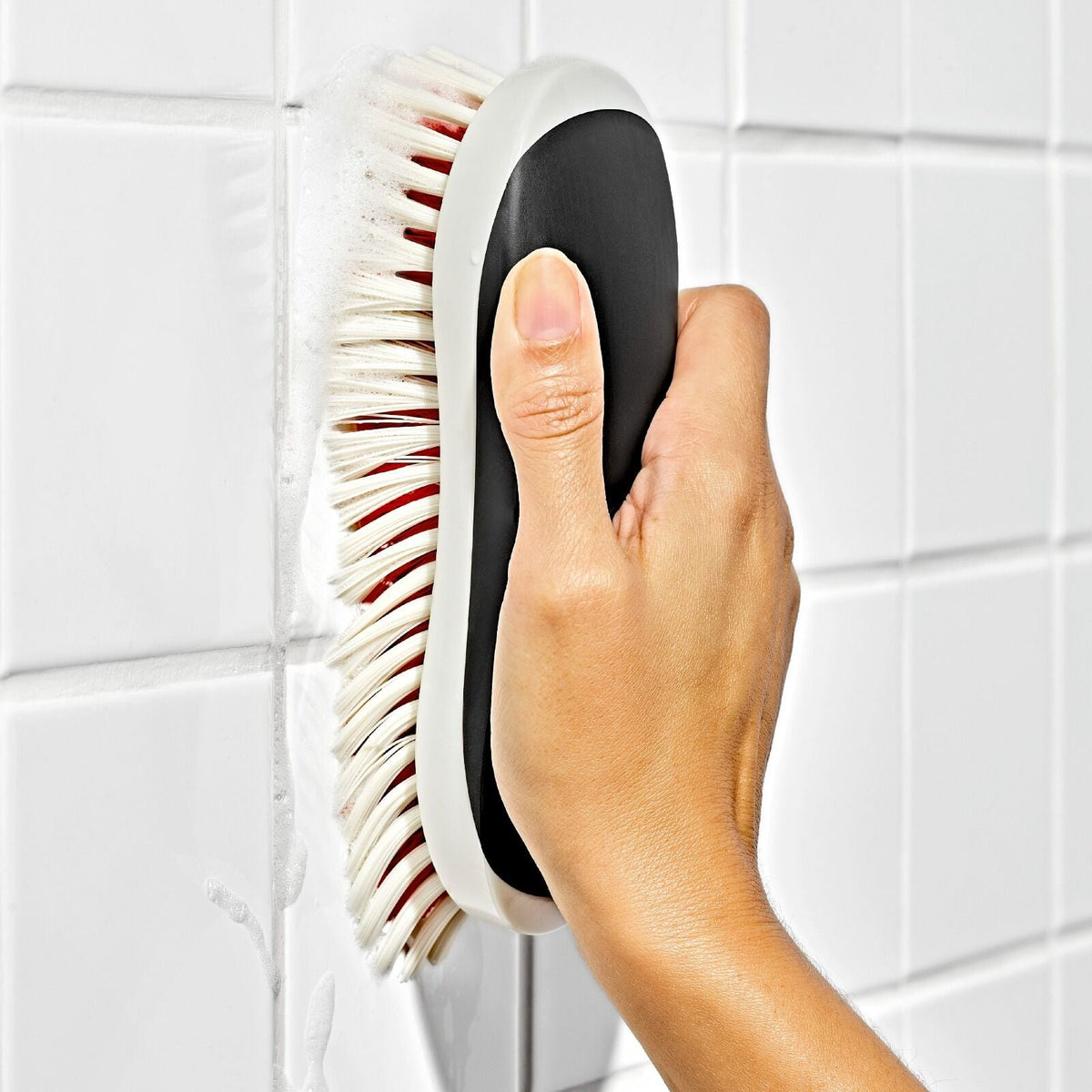 grout-brush-and-heavy-duty-scrub-brush-combo-set-l8 gg_12426100_grout-and-heavy-duty-brush-2-pack_pdp_04.jpeg