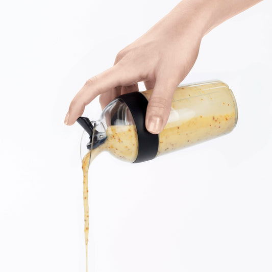 little-salad-dressing-shaker-v1 gg_1268980_3_1_.jpg